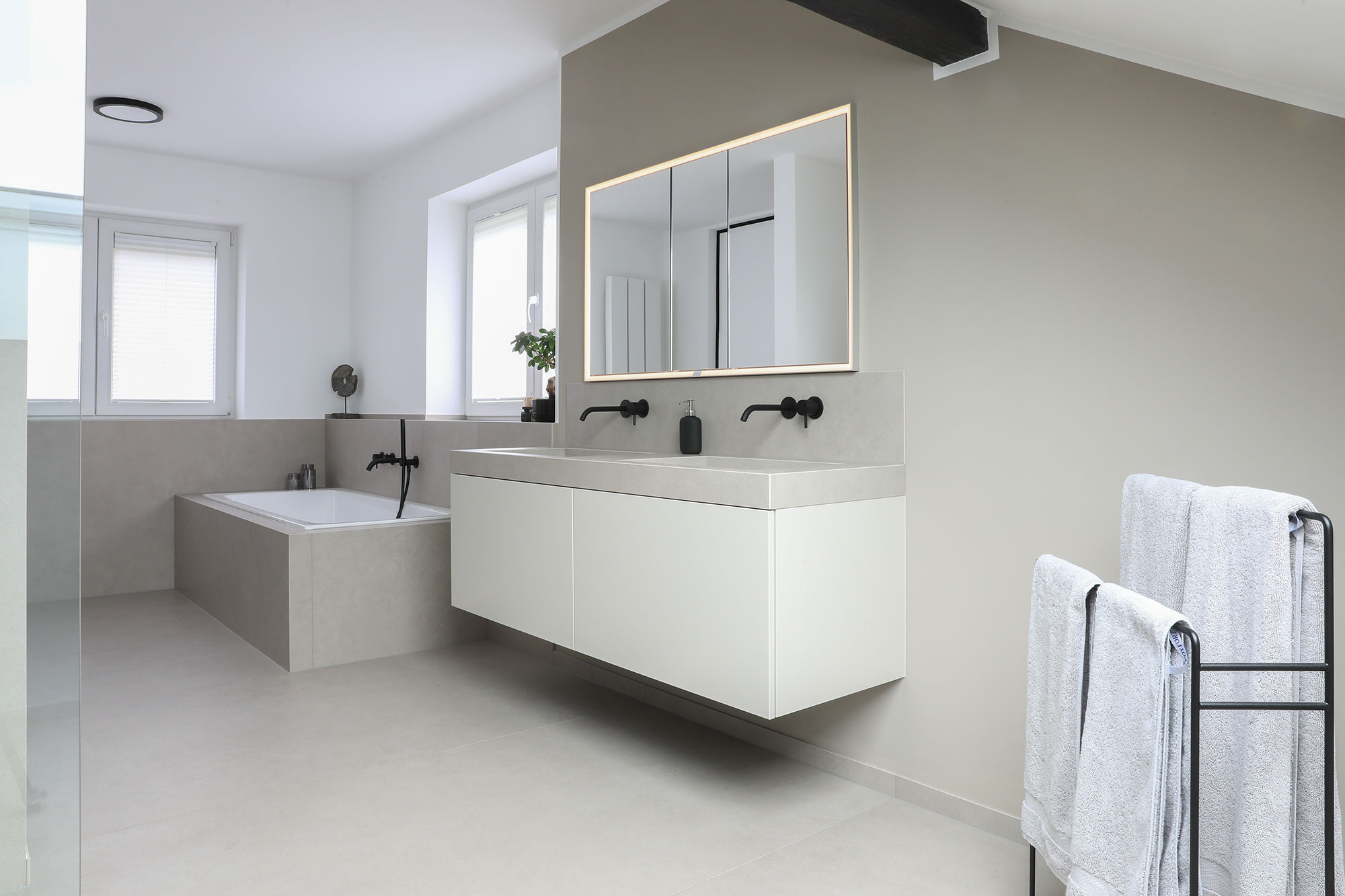 Architekturfotografie Interieur, Foto Badezimmer Qualität, Architekturfotograf Bochum, Sarah Jabs