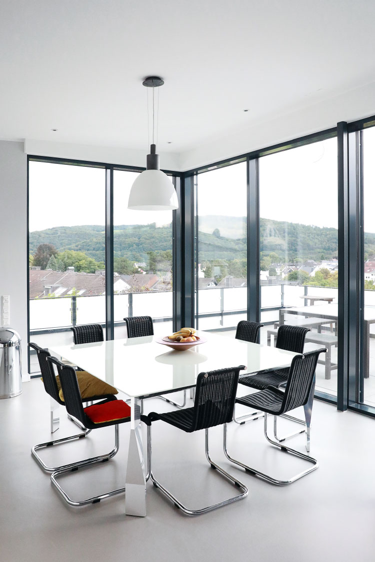 Fotograf Immobilien Szene zu setzen, Immobilienfotografie, Sarah Jabs