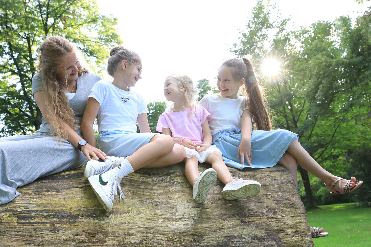 Familien Fotoshooting Geschwister Ideen Kinder Kleidung, Fotograf Dortmund, Sarah Jabs Familien Fotoshooting Geschwister Ideen Kinder Kleidung, Fotograf Dortmund, Sarah Jabs
