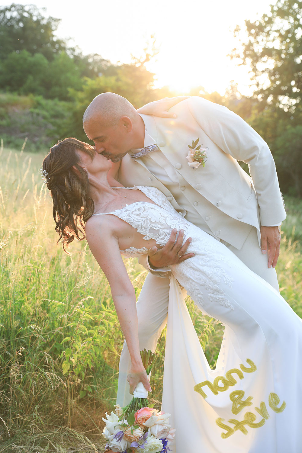 Bilder Brautpaare, Manu und Steve, Hochzeit freie Trauung Romantik Hotel Neuhaus Iserlohn, Hochzeitsfotografin Sarah Jabs