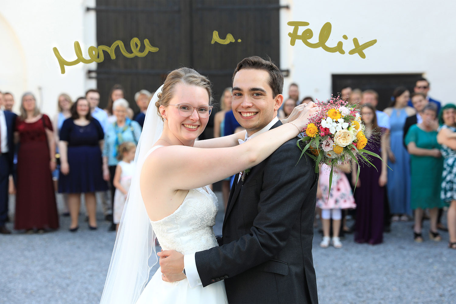 Bilder Brautpaare, Mona und Felix, Hochzeit Schloss Steinhausen Witten, Hochzeitsfotografin Sarah Jabs