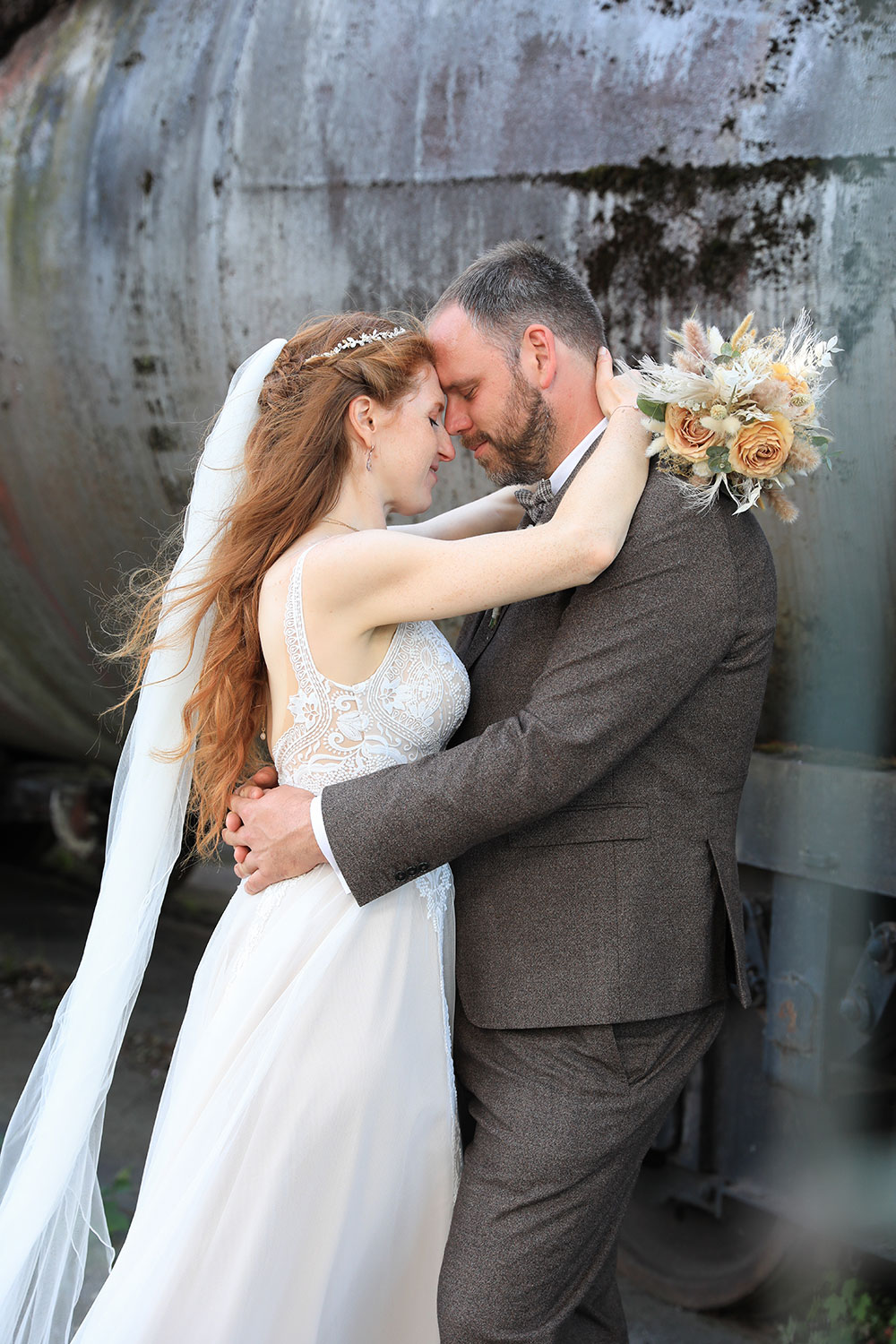 Brautpaar Shooting, Hochzeitsfotos Zeche Ruhrgebiet, Hochzeitsfotografin Sarah Jabs