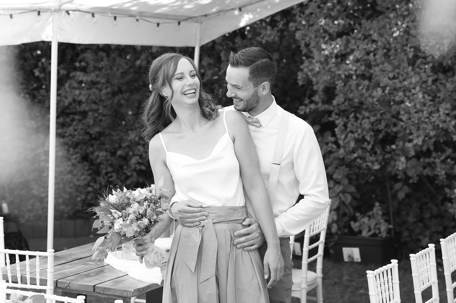 First Look, Braut Bräutigam, Brautkleid Anzug, erster Blick, Hochzeitsfotografin Sarah Jabs