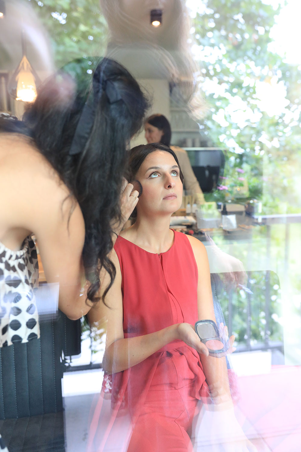 Getting Ready Hochzeit, Braut Styling Make-up, zu Hause, Fotograf Sarah Jabs