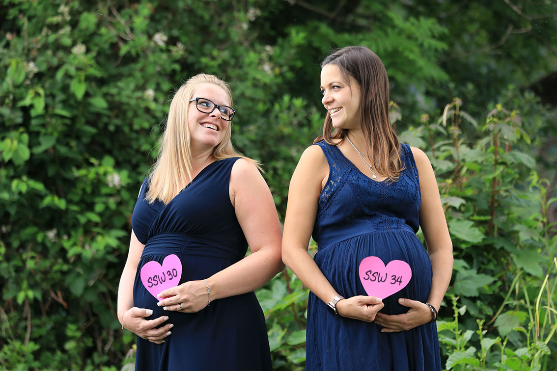 Der richtige Zeitpunkt für ein Babybauch Shooting 30. bis 34. Schwangerschaftswoche, SSW, Fotograf Sarah Jabs